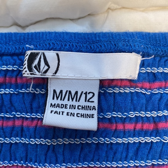 Volcom Beach Dress | Medium | 12 | Super stretchy - Picture 3 of 3